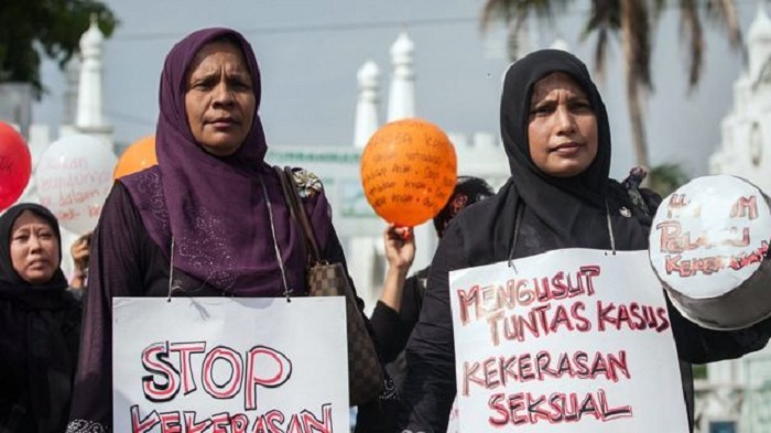 Indonesia castration law `will wipe out paedophilia`
